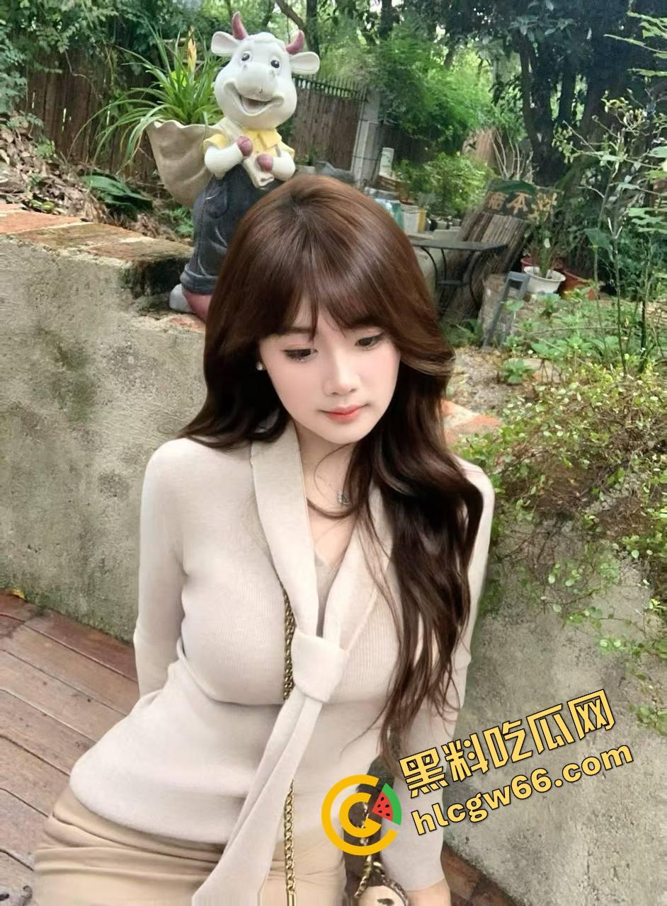 福建瓜友分享邻家少妇『钱悦』趁老公出海来偷玩，含鸡太深呛哭了还不肯停，嘴里喊着要被操出声音！-6