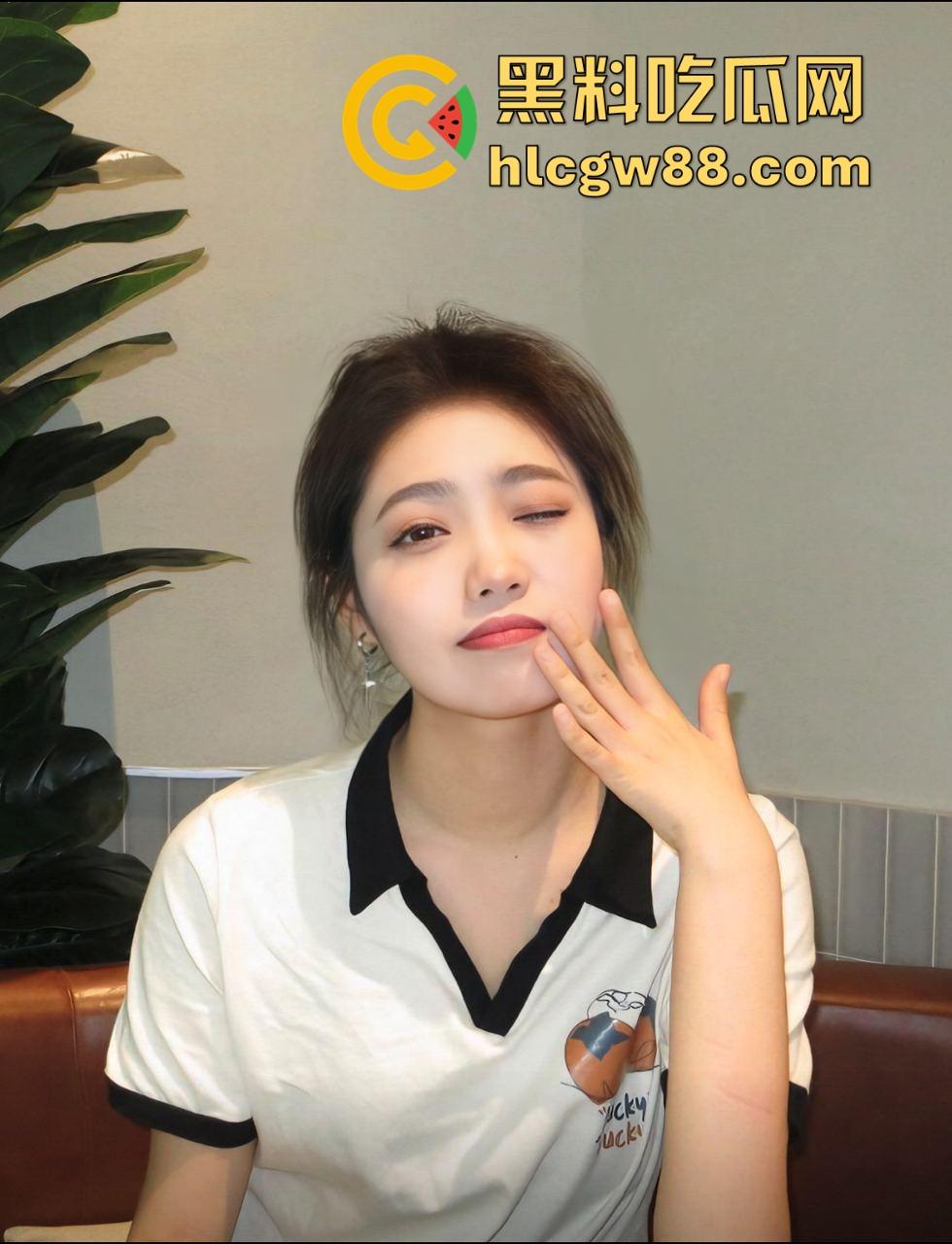 北京现代音乐学院母狗门大瓜，大三舞蹈校花『 乔烨』被金主包养调教，极品身材舞蹈生变性奴？-5