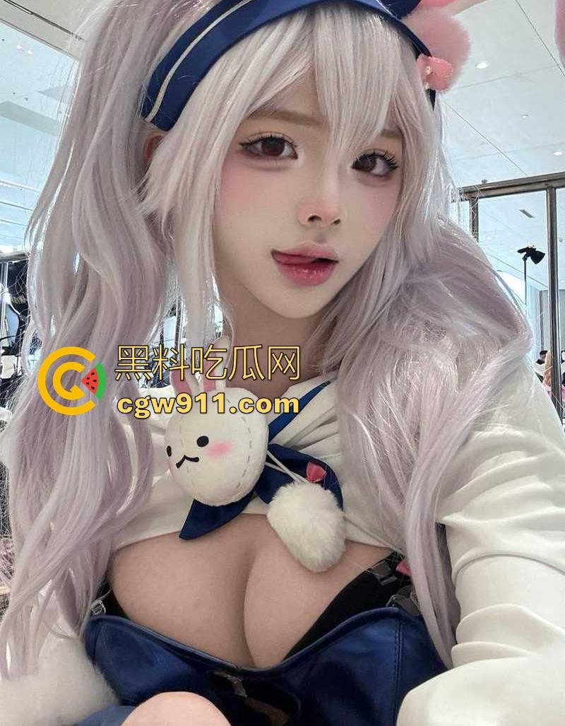 极品性感福利姬【李恩秀】最新福利曝光，童颜巨乳性感尤物，戴跳蛋玩露出调教，猛操后入花式3P超淫荡！-8