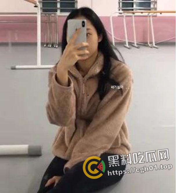 南韩美女健身教练  极品身材 身上写满字被肌肉男爆操 完美的韩国棒子肉便器-20