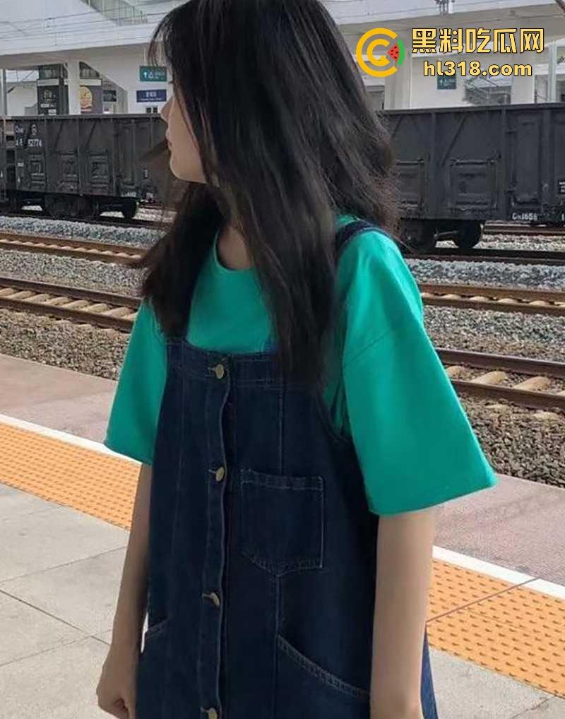 海角乱伦，跟老婆小姨子玩5P乱交淫趴，三男两女大混战，叠罗汉后入，前后夹击双洞齐开！-1