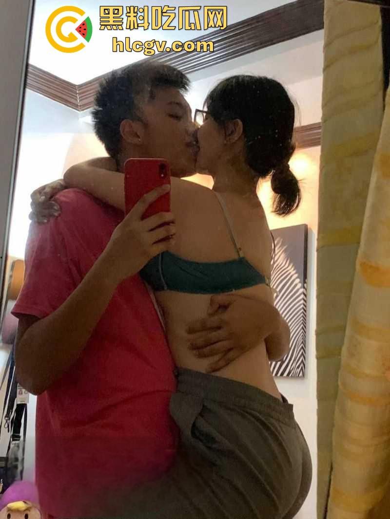 奶妈普度众生！这奶大又形状好可惜男朋友长得影响观感，绝世好奶配颜值低的男友，找条狗都比这强！-1