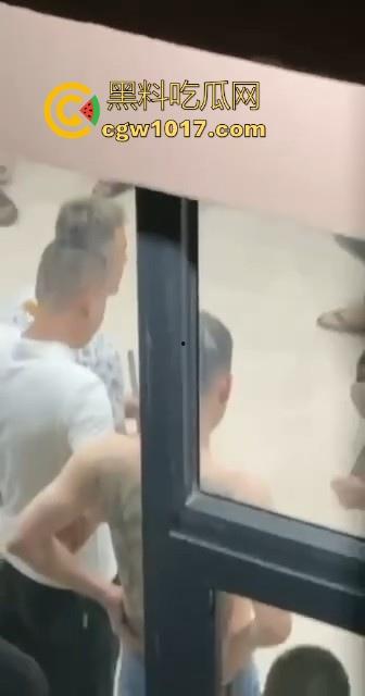 出来混迟早要还的！缅甸财通幸运园区一名狗推，因为没业绩被公司多名管理围殴从二楼丢下致死，电诈也不好做了！-7