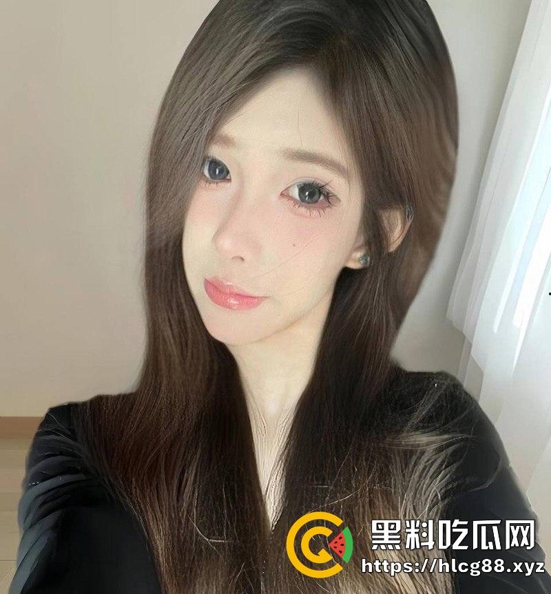 广东职业技术学院19岁母狗【李颖莹】清纯反差婊粉嫩馒头逼 大尺度裸舞用笔自慰视频调教 很有撸点！-9