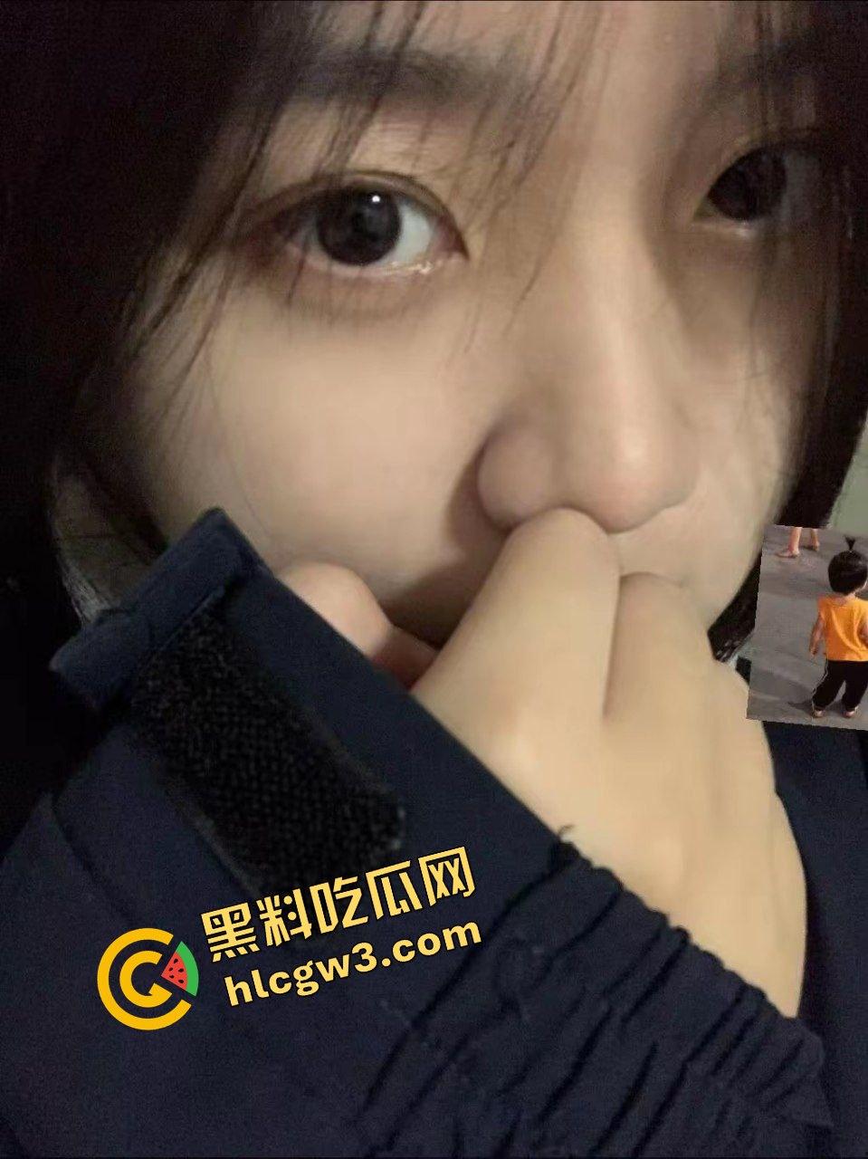 独家首创！江苏溧水高级中学清纯学生妹『叶芸』被下头男逼迫拍粉穴 渣完后分手又曝光！-1