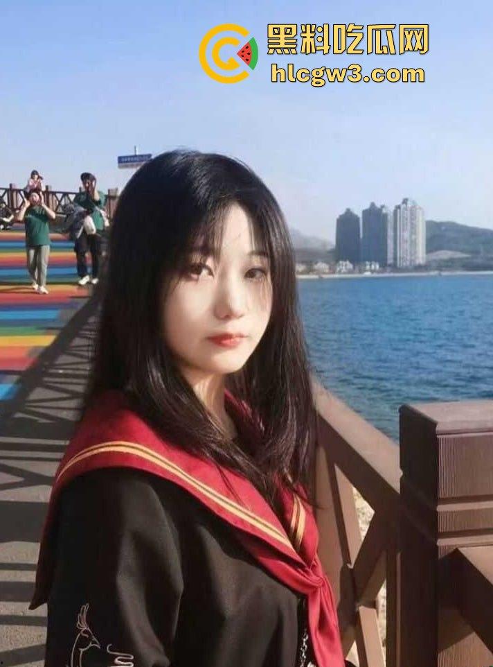 吉林大学甜美学妹『张艺涵』自慰骚照满天飞，清纯脸皮遮不住骚得掉渣的母狗心，网调可以接受圣水洗礼！-12