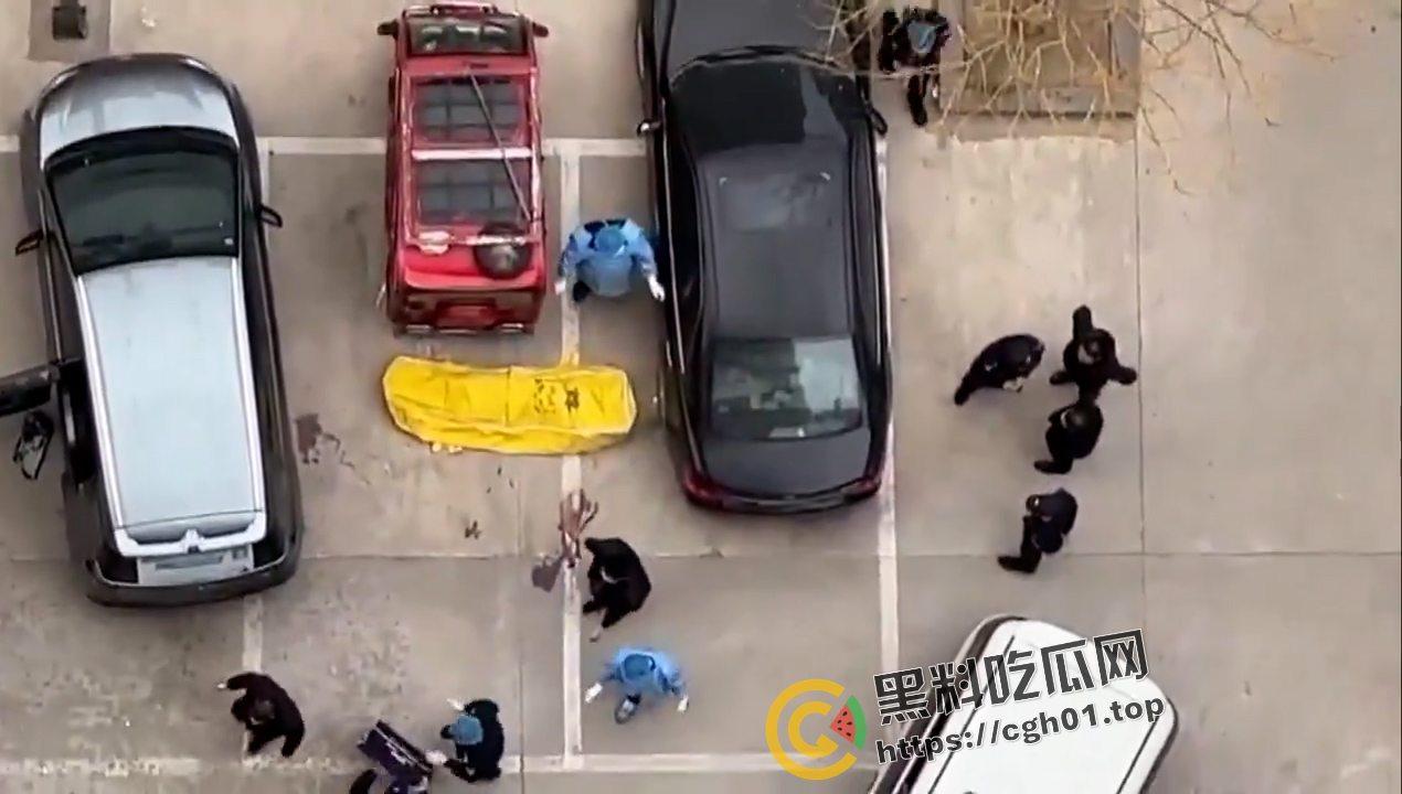全网封锁消息！山东临沂大学停车场惊现本校学生尸体  自杀还是被掏器官？现场视频流出-5