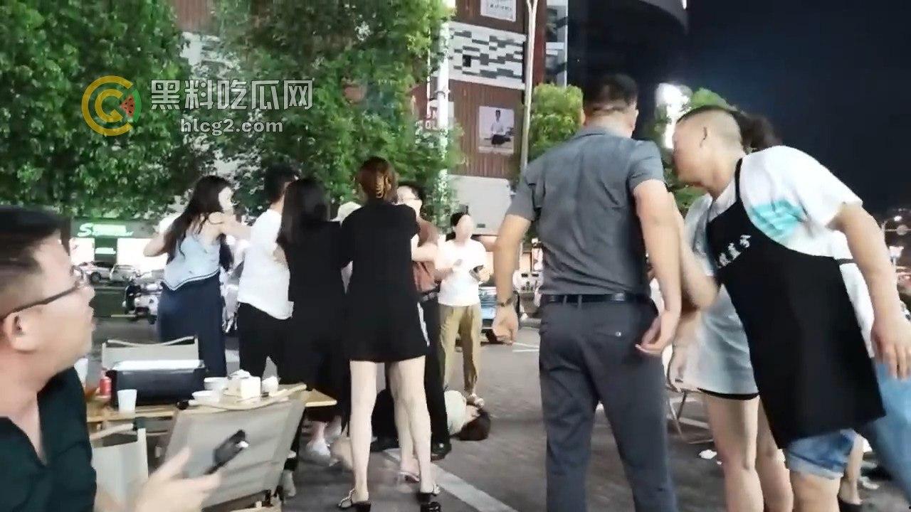 成都市惊爆丑闻!原配被小三暴打,老公竟然助纣为虐,家庭伦理剧原来如此狗血!-3