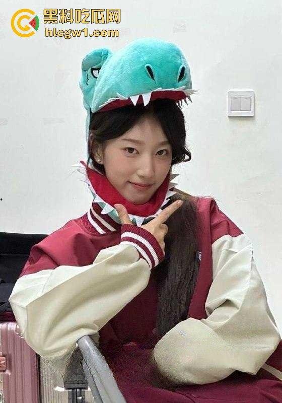 郑州职院【郑心妍】不雅视频曝光！清纯妹子被前男友曝丑，燥热的心让情趣生活全网震惊！-2