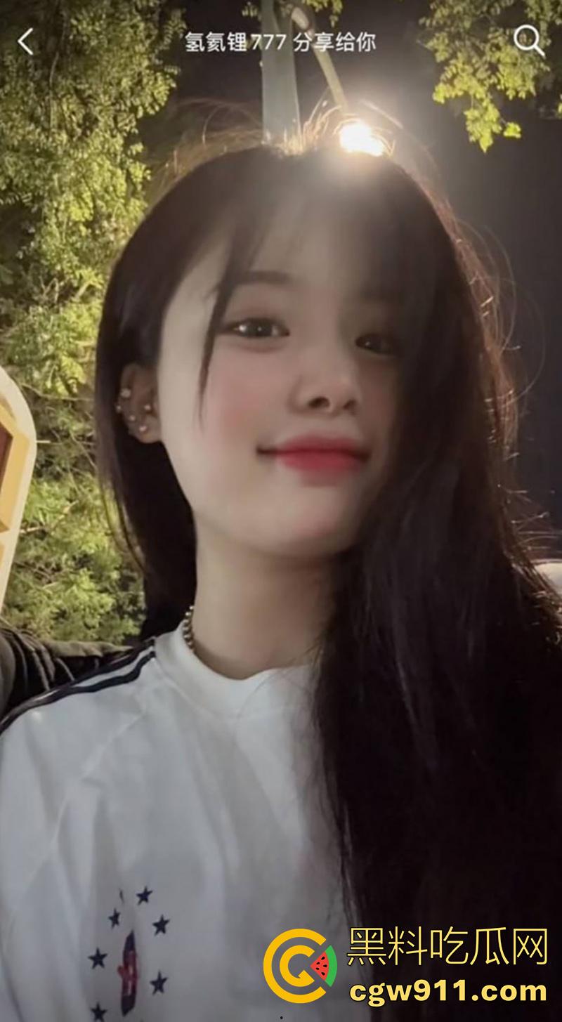 河北师范大学研究生【赵怡】，自拍私密视频流出，69互舔多姿势猛操，豪乳翘臀浪叫高潮喷汁！-2