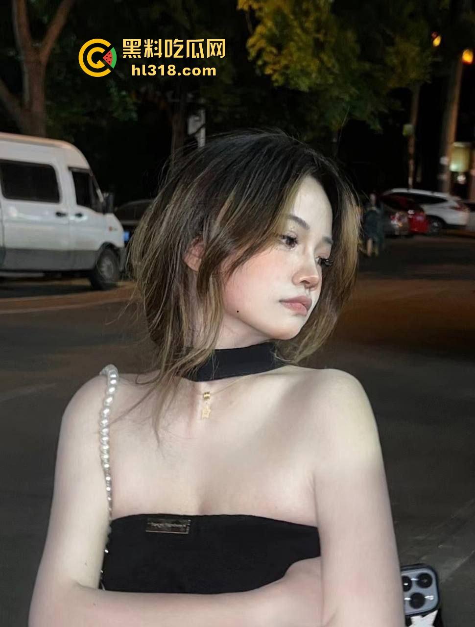 湖南师范大学【林梓雯】露脸性爱视频曝光，高颜值大奶反差学生妹，无套猛插好骚但是好喜欢！-2