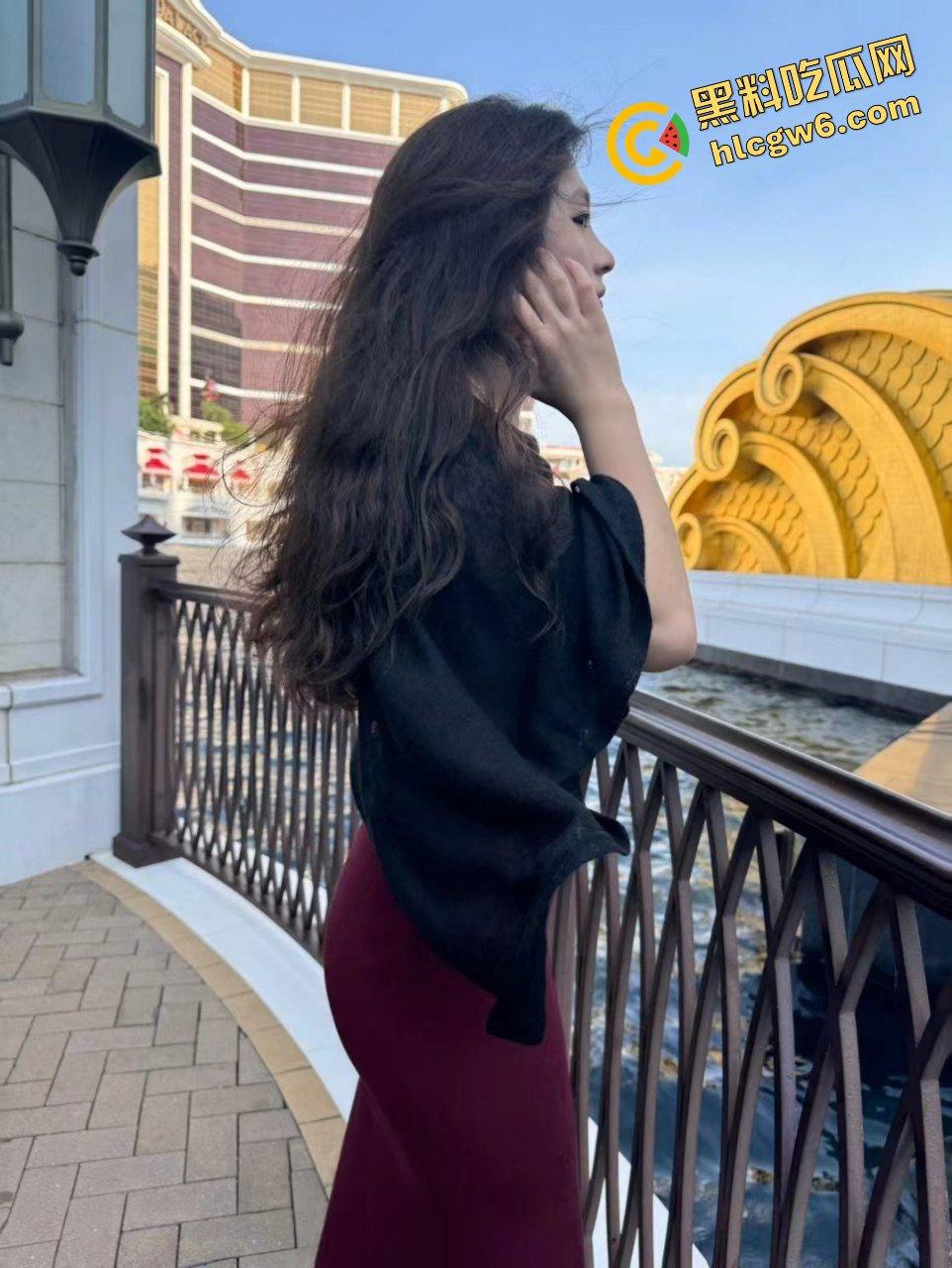 湖南株洲化工大专反差气质骚鸡『宛予淇』公交车骚母狗 兼职约炮大哥骑肉棒！原创独家曝光！-2