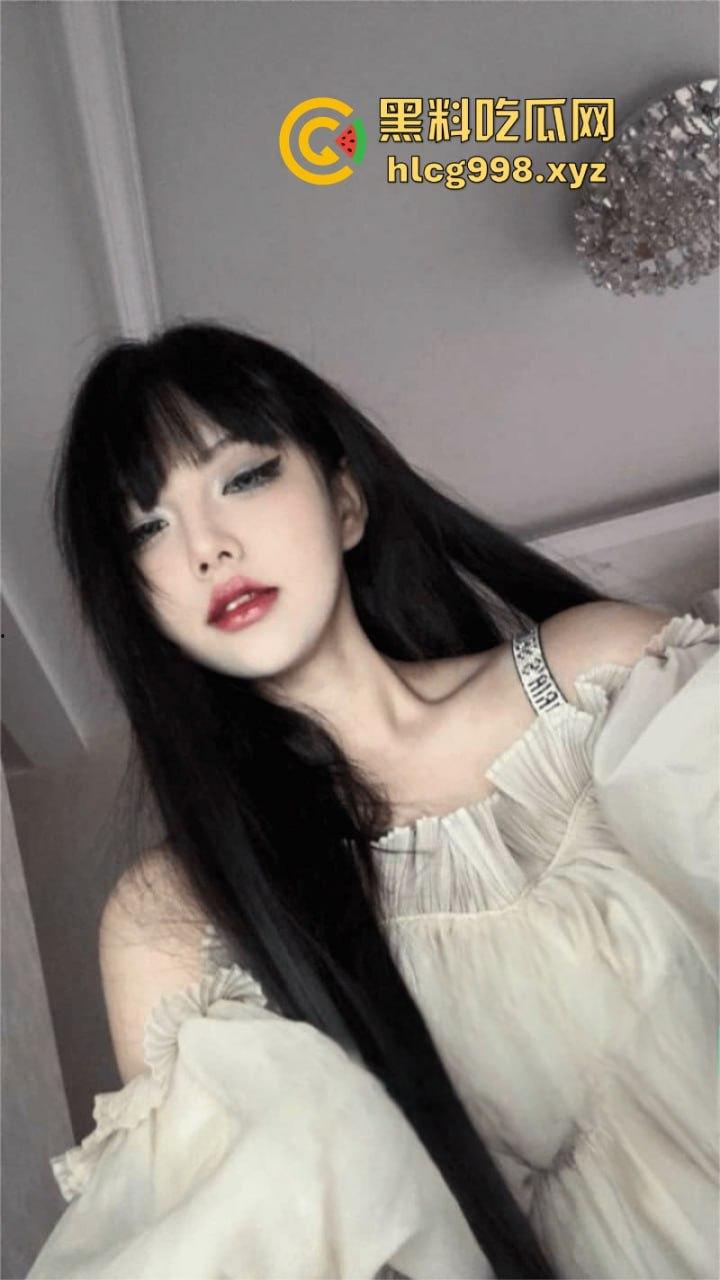 财经大学会计专业婊子班花 陈晓玉  被曝脚踏多条船 钓鱼养鱼勾引富二代！-4