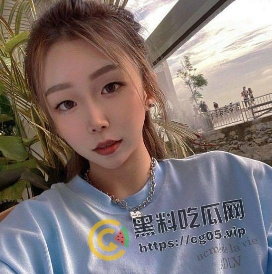 马来西亚华裔模特 为了挣奶粉钱大着肚子面试  试镜流出-5