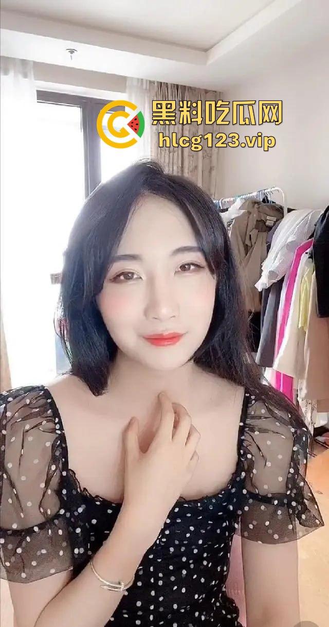 软饭小王子『焦皮』！抱富婆、撩老头，变性网红『智博』钱袋被掏空，软饭吃到爽！-39