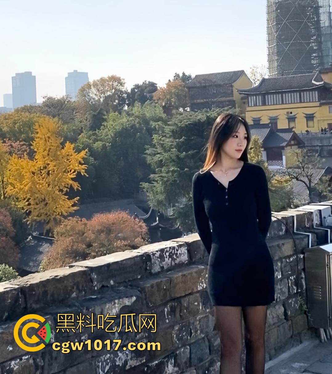 济南师范学院20岁的学生妹【王婧】被渣男实锤！露脸做爱视频曝光，巨乳各种姿势配合无敌！-1