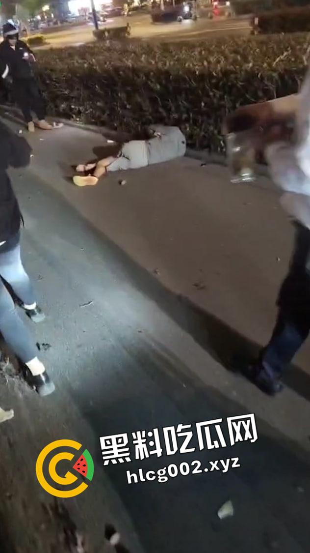 安徽工业大学大瓜！情侣骑单车被毒驾司机失控撞死 现场视频流出-1