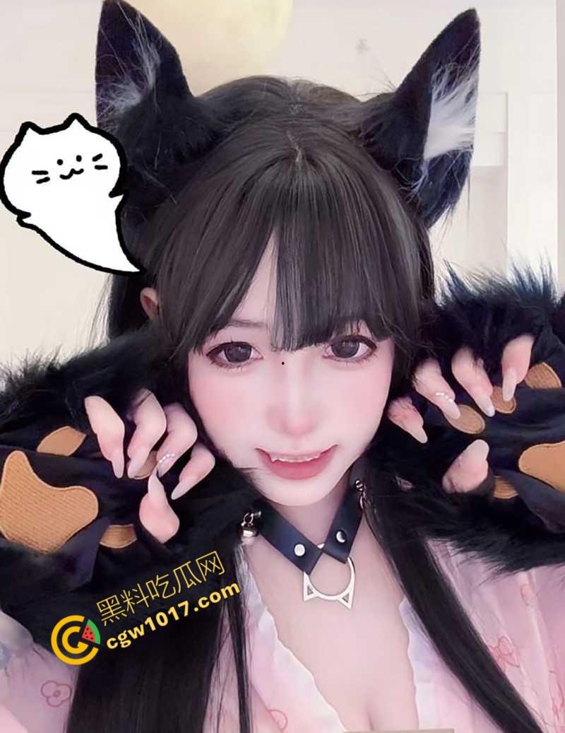 四川德阳回族少女【马佳鑫】不雅视频横扫网络！黑丝高跟风骚无比，跪舔深喉口爆吞精，高潮无限回味！-1