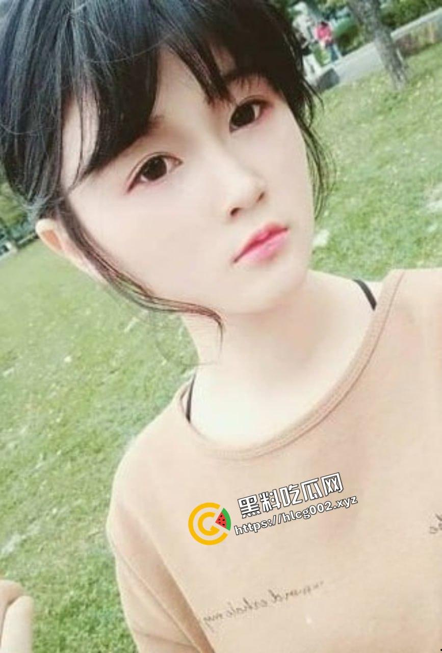 极品反差18岁露脸学生妹援交！短发清纯可人兼职平面模特 脱衣洗澡无套爱爱 对话有趣！-1