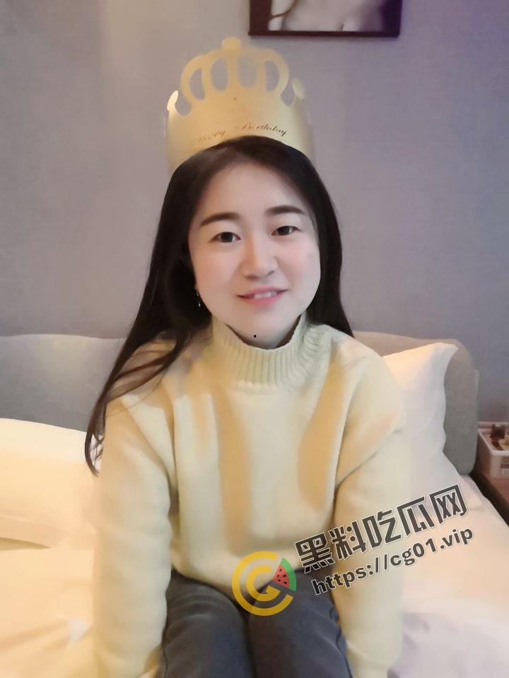 有了老公忘了主人!连云港反差女老师 吴雪莹 婚前一直约炮内射 结婚就不给操了 想想生气选择曝光!-4