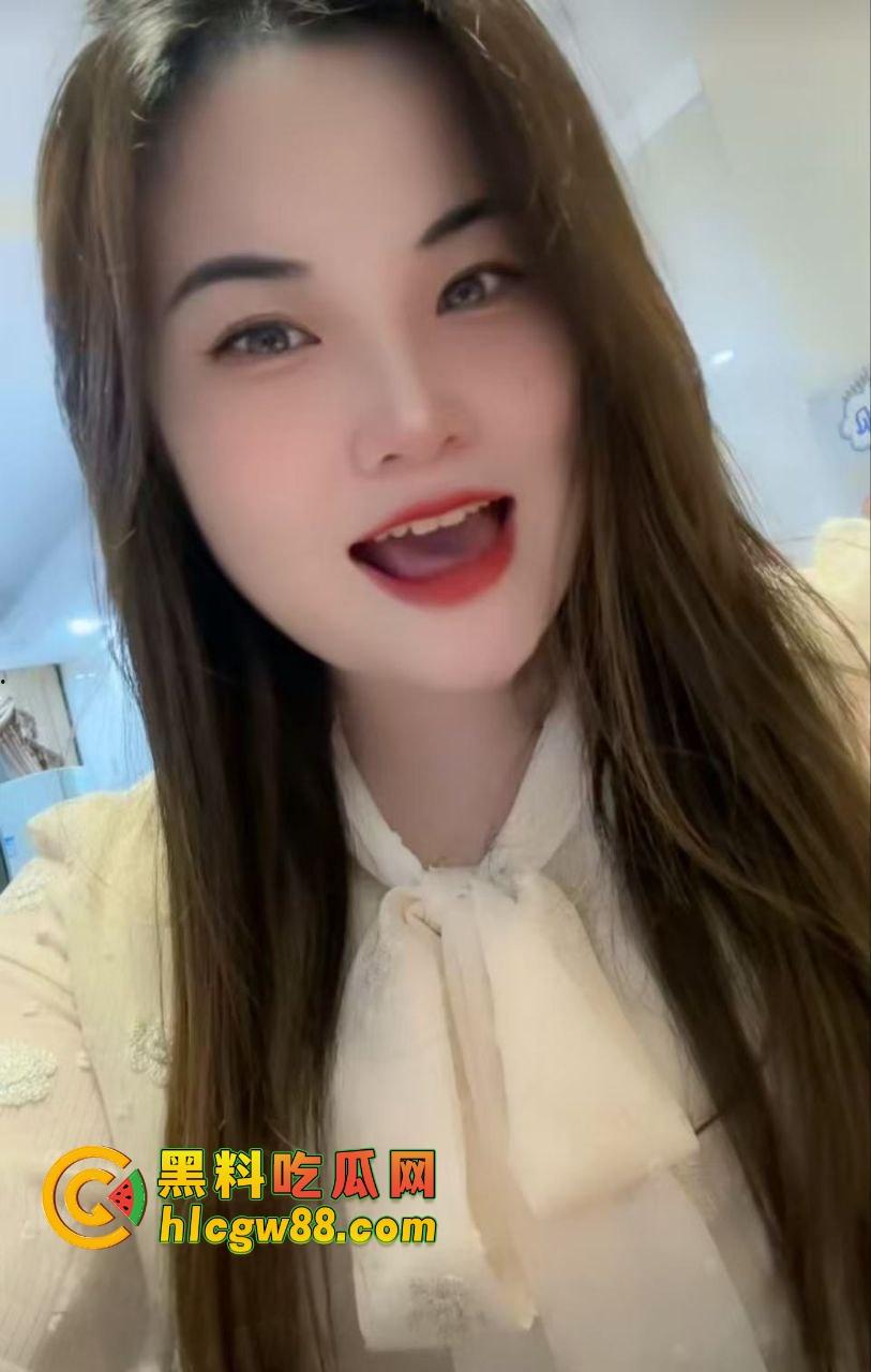 福建安溪清逸茶馆老板娘，牌桌下是茶道高手，床上是骚浪宗师，连老头都拿捏得死死的！-10