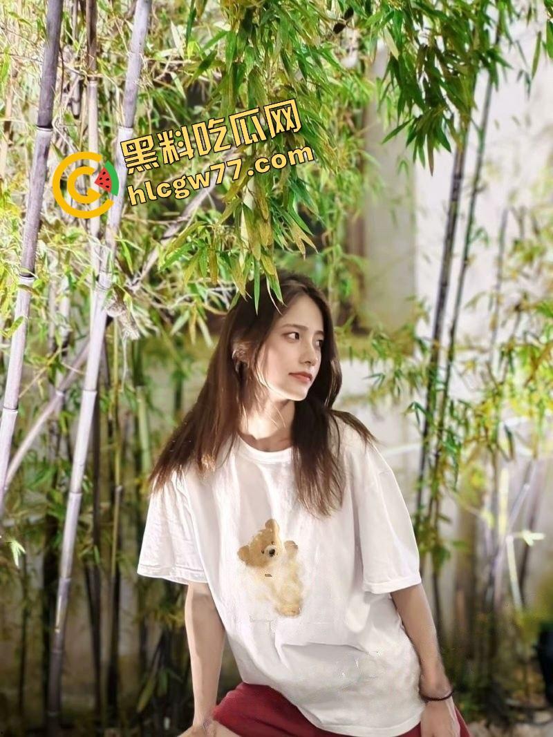 上海职院学院女神【潘玥】白裙学霸私下变性奴沉迷炮火，被同学轮操不够还主动给大叔爆肛！-4