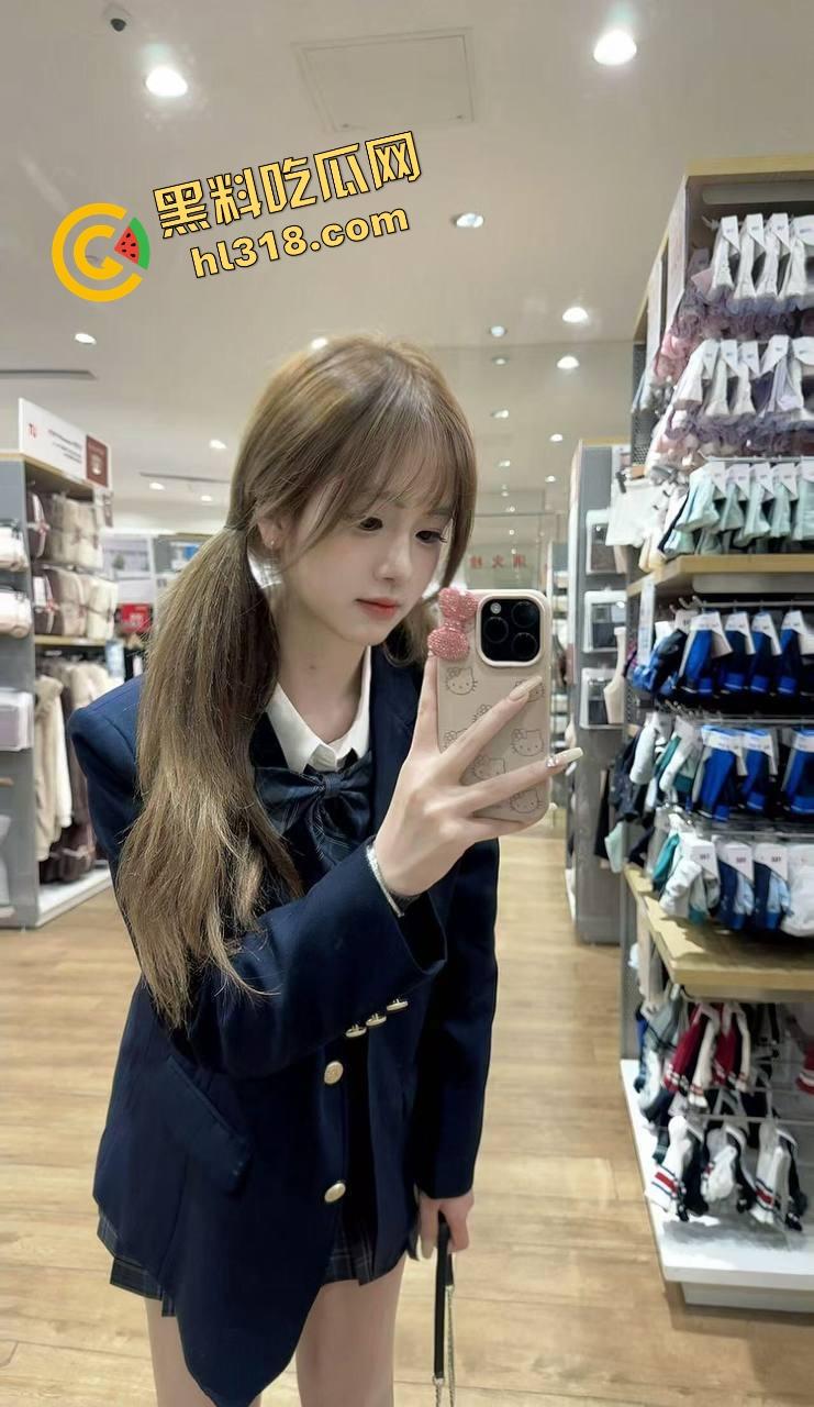 带你们见识牛逼新境界，路边防撞铁杆子也能用来自嗨，一屁股坐下去整个逼深不可测！-5