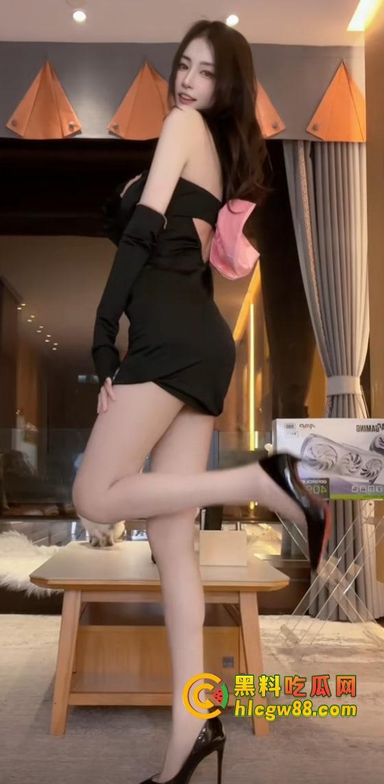 南京抖音网红模特『仙仙』江苏九号电动车总代的私人坐骑？屁股都被打红了，肛塞自慰棒双重调教！-6