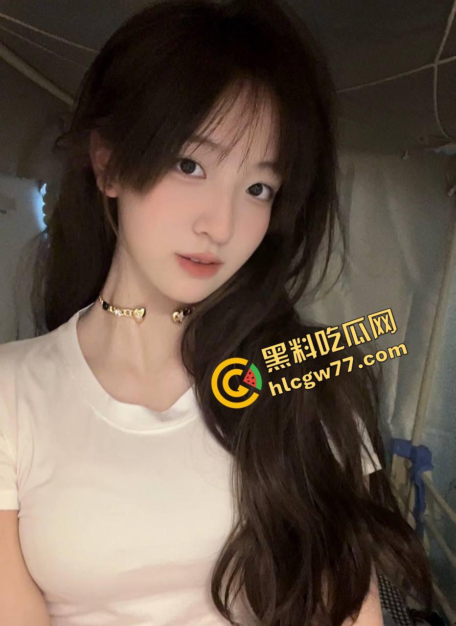 广州大学城学生妹『李璐』喝酒装纯，路上就开始抠逼湿了，开房换情趣内衣打桩到天亮，退房前还补一炮！-4