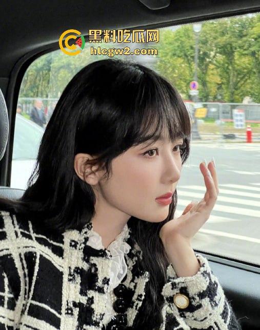 微博爆料家有儿女童星【杨紫】出轨密会栩栩华CEO【冯楚轩】 不是吧杨紫口味这么差的吗?黑料网独家爆料!-21