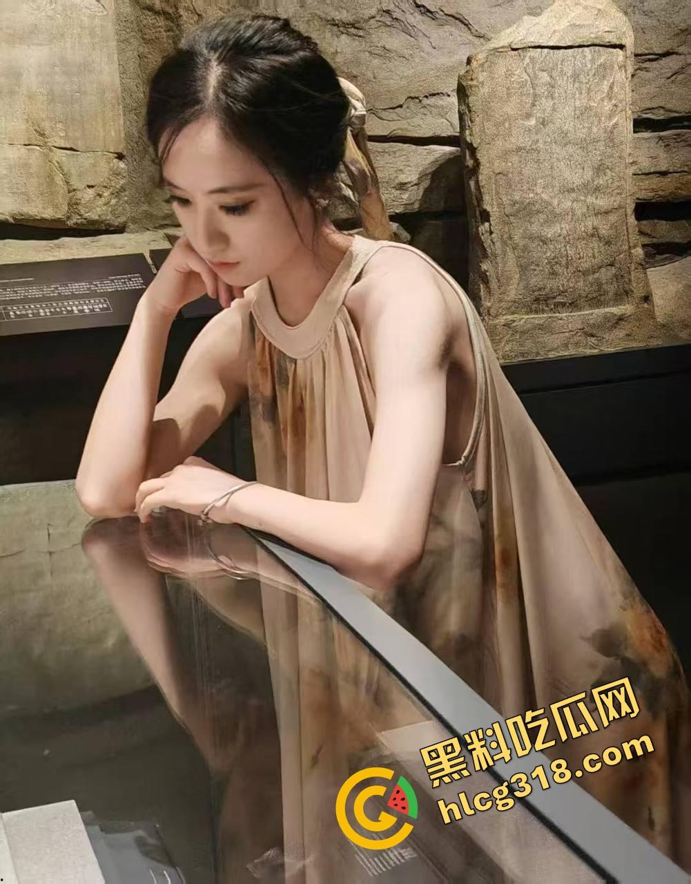 舔狗舔了三年舔成笑话,前女友『赵敏』装纯三年，嘴上说不想亲结果私下酒店含屌吞精！-1