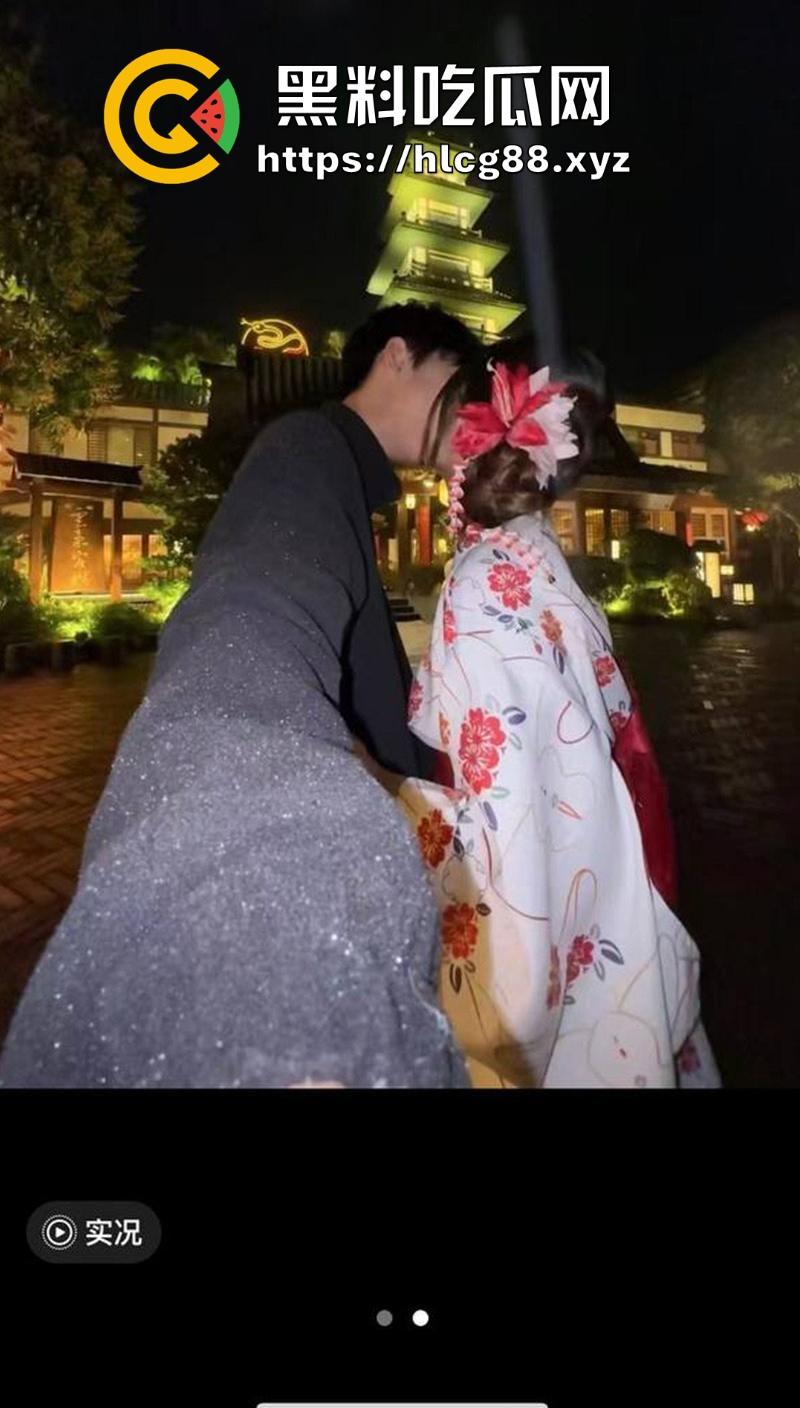 广西梧州极品美少女【林清华】男友私密自慰福利流出 JK黑丝淫骚自慰 近距离展示白嫩巨乳粉嫩小穴-2