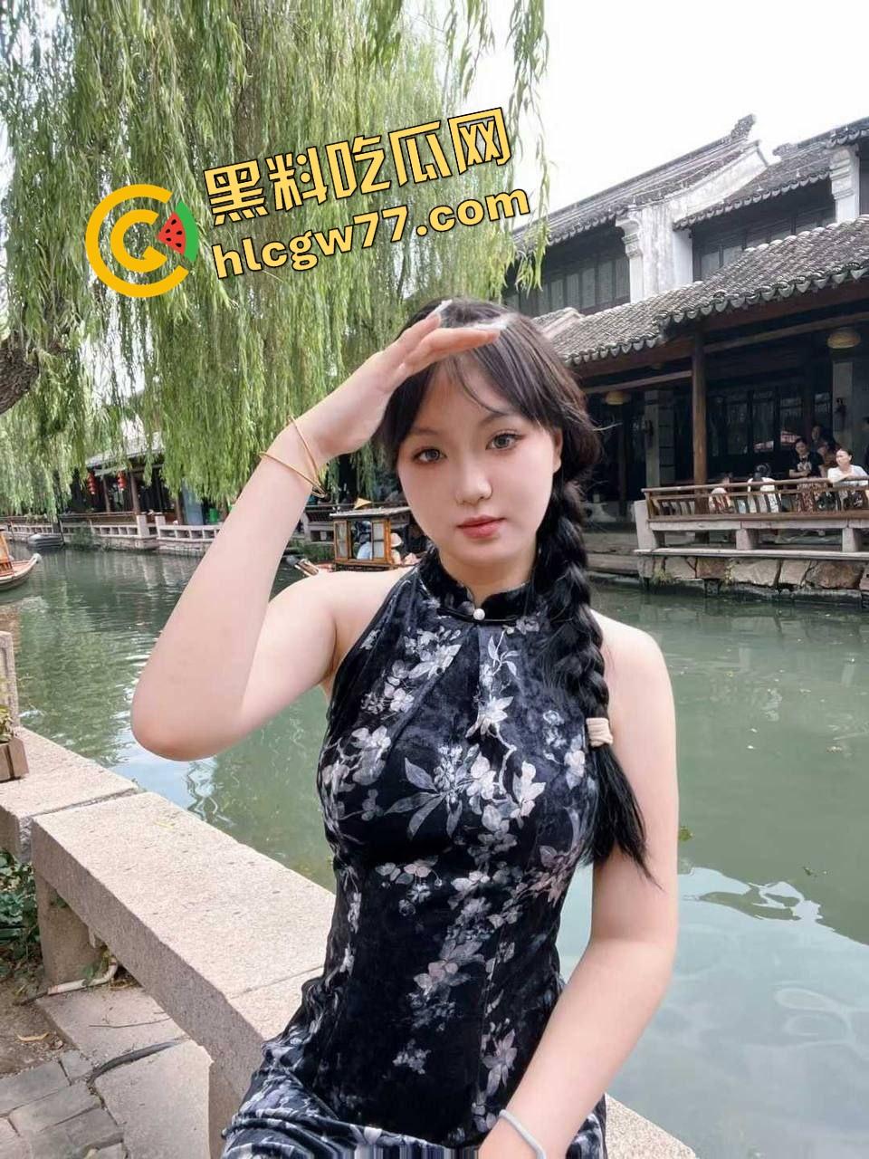 这逼脸蛋太不配了,川音第一校花【林初霏】被玩成肛交性奴,被富二代爆肛调教,屁眼松得能塞瓶盖!-2