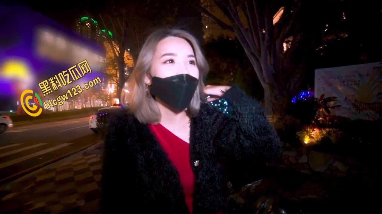 台湾街头搭讪,要求上车做爱!妹子都很大方展示自己的身体,直接上车女上骑乘内射!-4