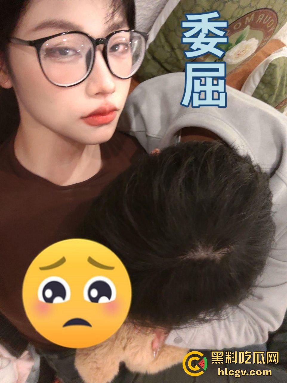 高冷御姐女友【周柯】调教日常!天天舔黑丝、被当狗训,哥们这是炫耀还是受虐?-1