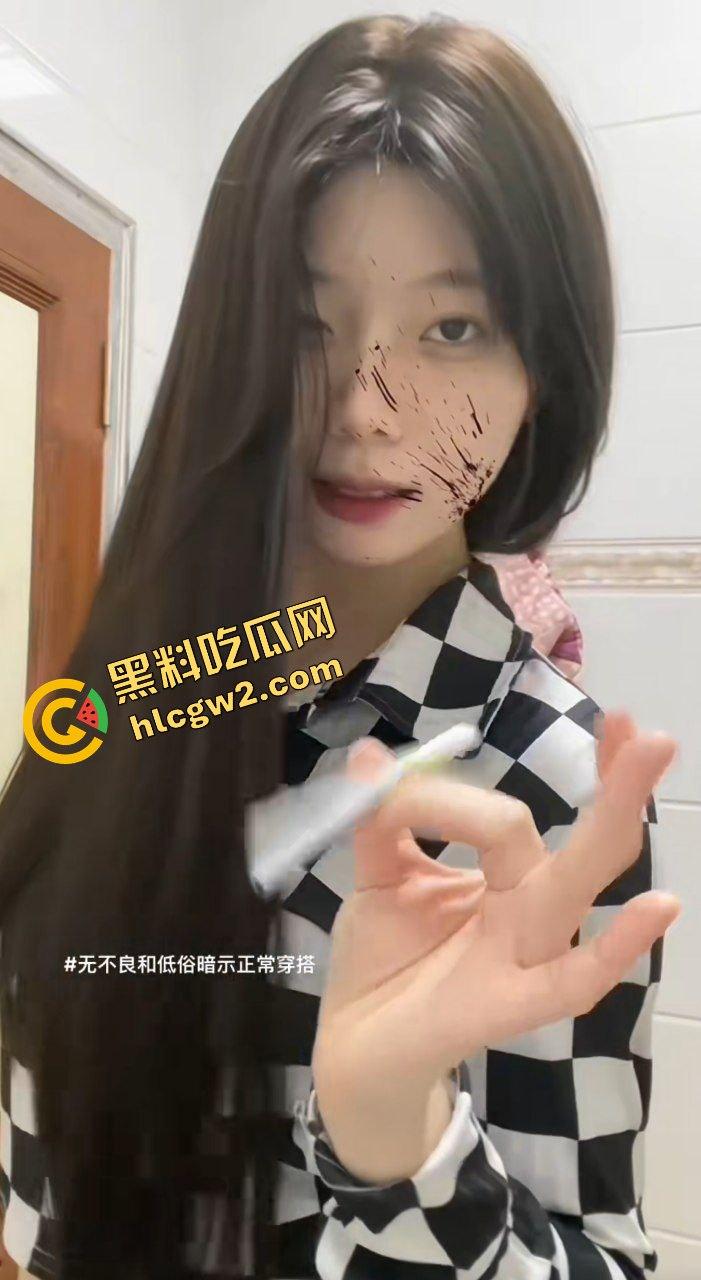 抖音极品尤物氛围感女神『绝缘体』炮台身材风骚至极 趴床淫叫直插骚穴!独家曝光!-6