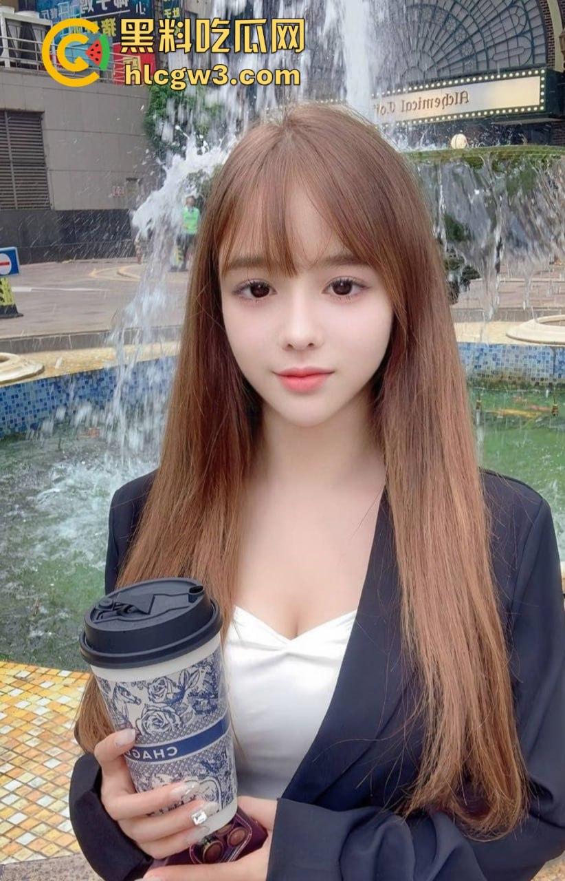 极品反差少女【凌薇】线下约啪金主爸爸多P全套性爱自拍疯传,清纯脸配骚浪身子,真他妈是反差婊中的极品!-6