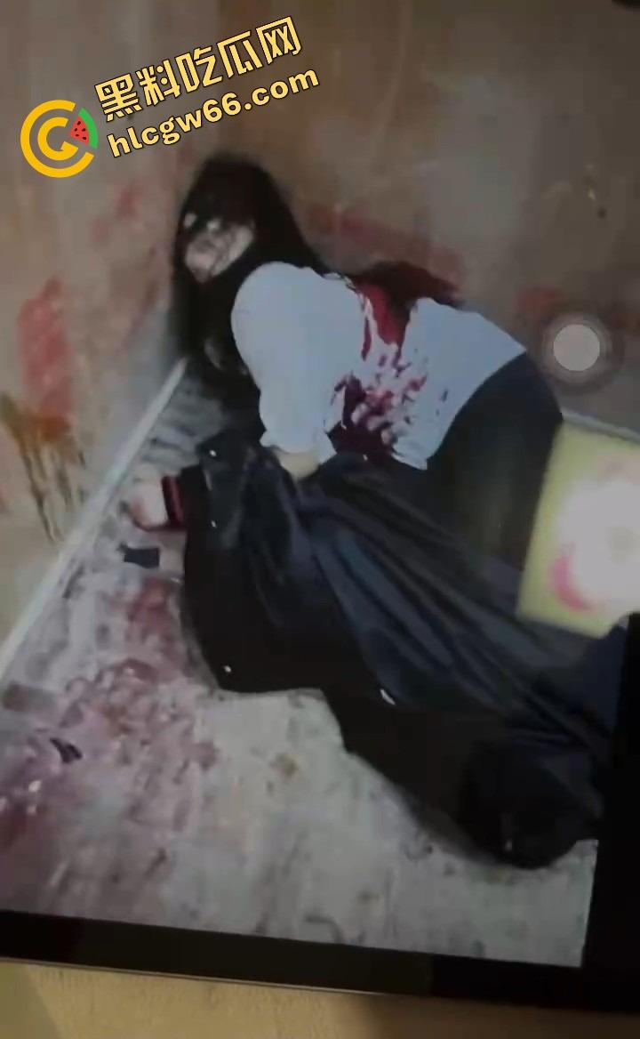 职高出高人了,网传刀仔因爱生恨现场干翻情敌,热恋变命案,职高修罗场上演现实版血色青春!-14