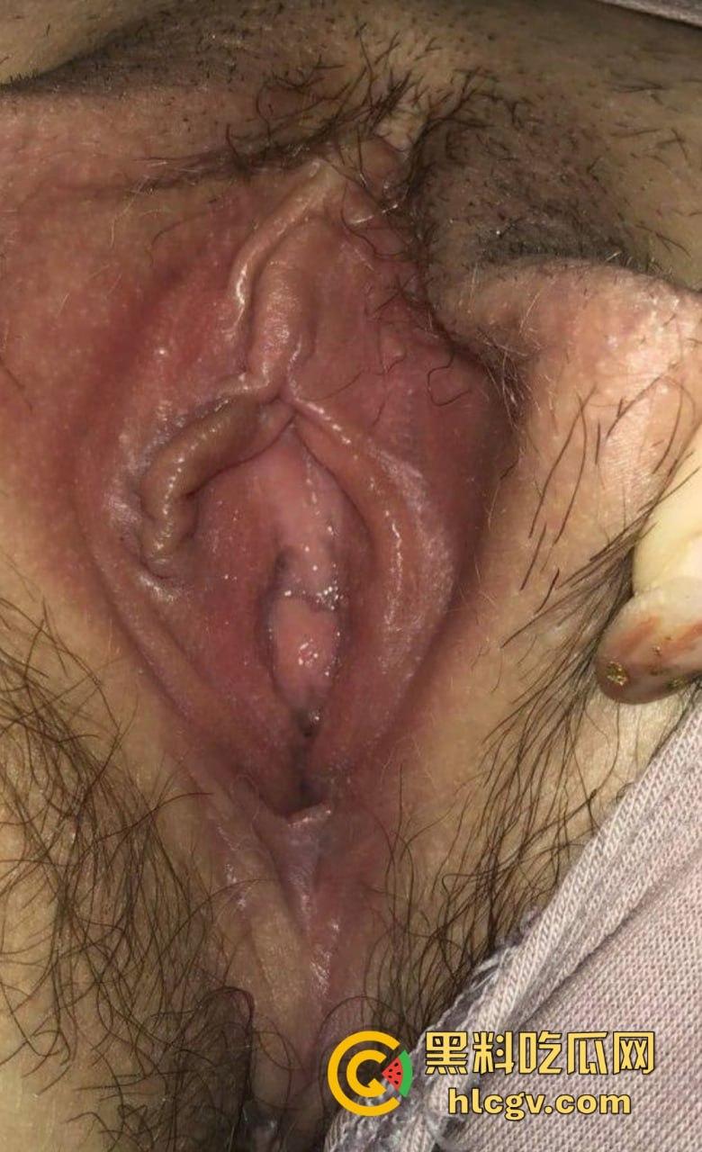 南充美女【李婉钰】被前男友曝光私密视频!黑丝长腿玩兴跳,长棍插穴骚气爆棚!-10