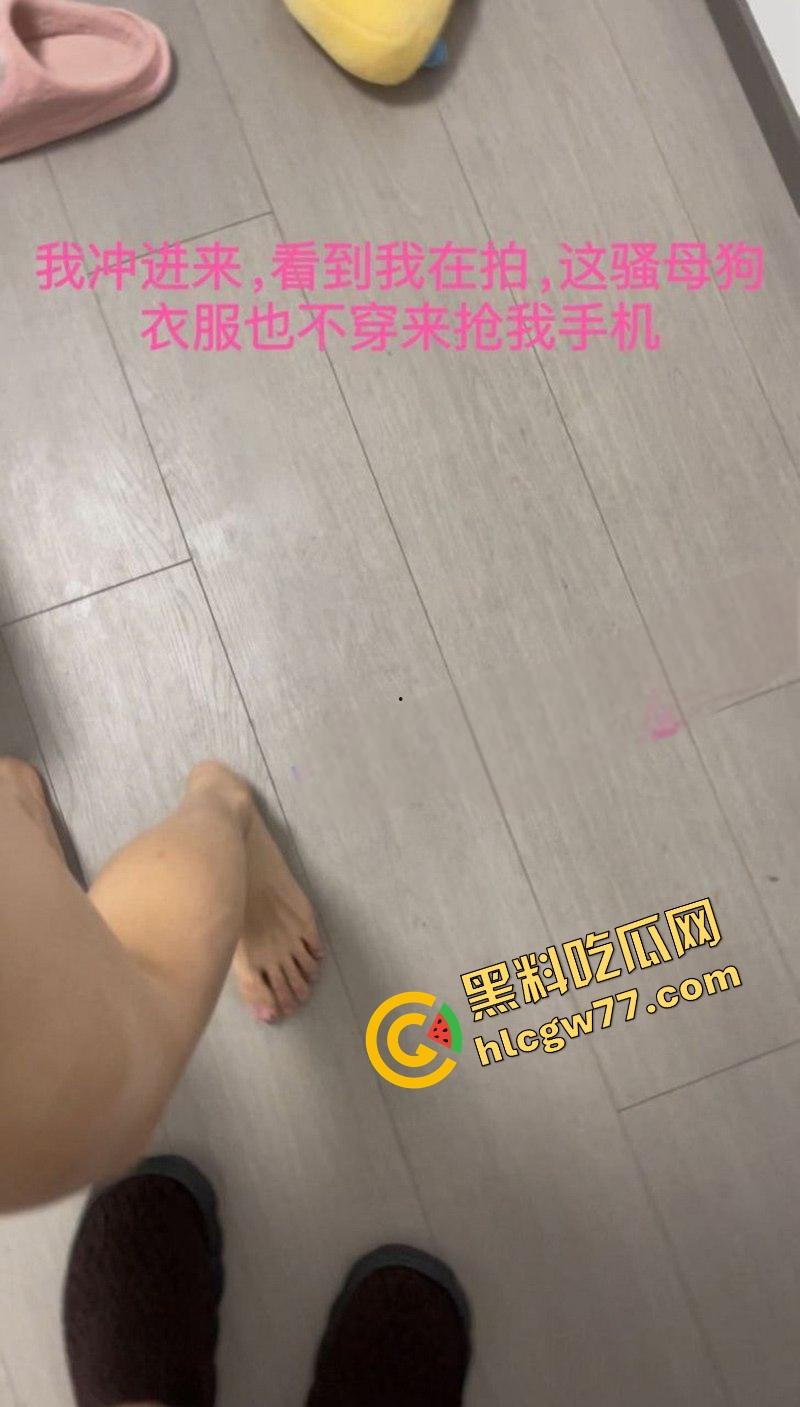 出差三天,老婆出轨三次?兄弟们懂回家开门看到的不是人,是狗男女在床上打炮得感受?-8
