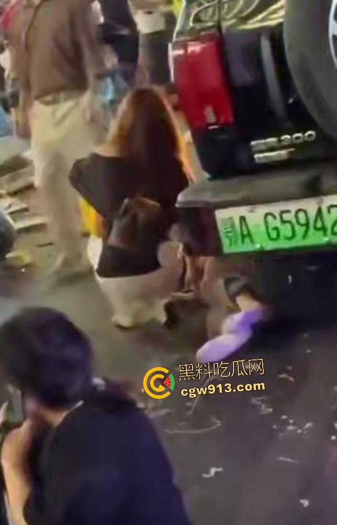 9月6日武汉江汉路车祸!苏A醉驾狂魔中元节化身人间杀器,冲撞行人,最少死伤七八个,是不是鬼上身了?-4