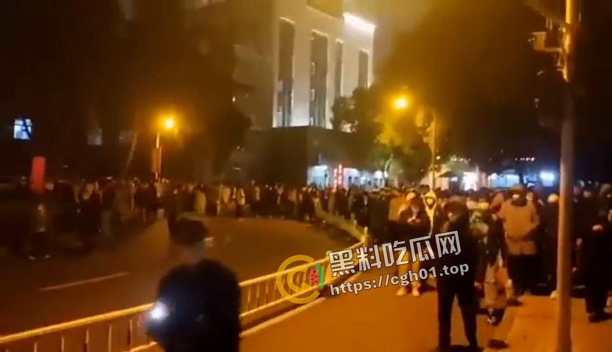 湖南医院规培生过劳抑郁自杀 徐州南昌等各地医科规培生集体抗议 医疗系统漏洞和官僚主义惹众愤-6