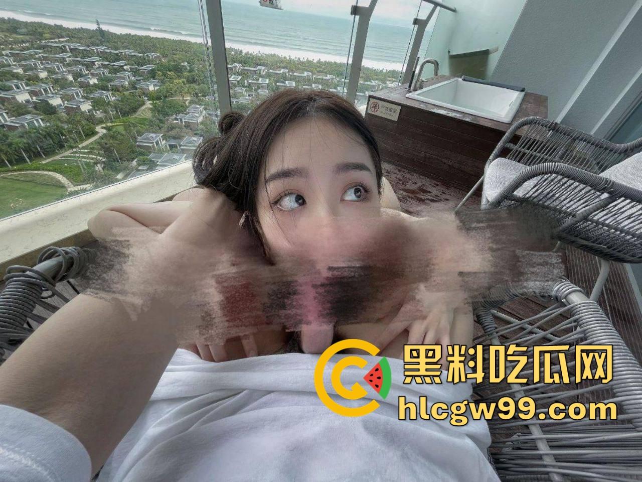 推特极品福利姬【小熊驾驶员】金主定制福利视频流出，扣穴揉奶骚得像个魅魔，眼神勾人到炸裂！-36