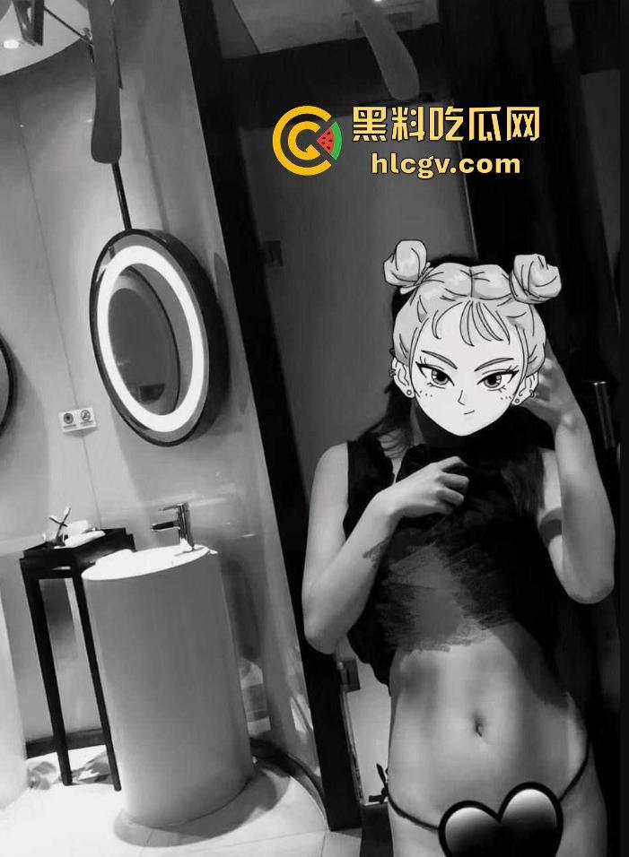 前海航高管女儿【谭昕芸】翻车！清纯外表下竟是调教成瘾的女海王，沦为胯下玩物！-4