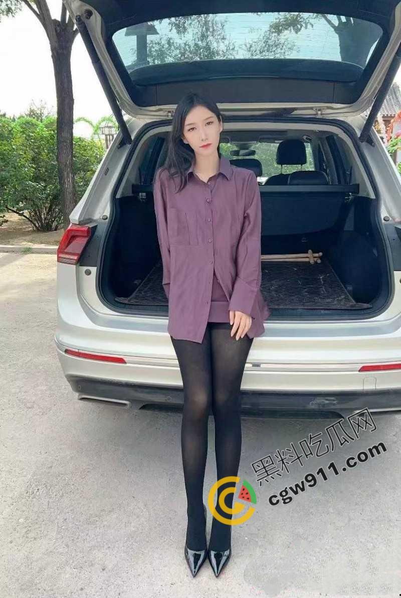 海角大神真实姐弟乱伦历程!回程路上车里跳蛋自慰疯狂勾引,大屌猛操姐姐小嘴,内射喉咙深处-5