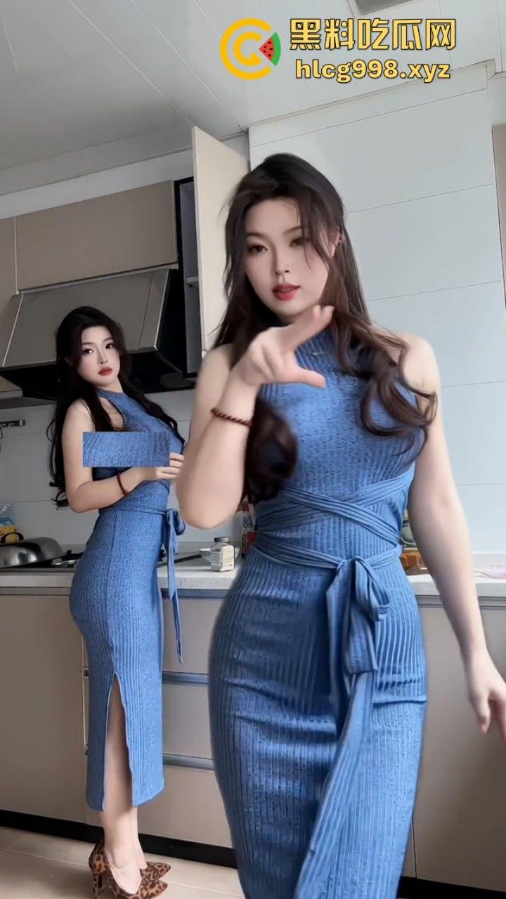 情趣内衣网红【杏子夫人】漫展大秀S型身材  被扒出高级鸡身份？-12