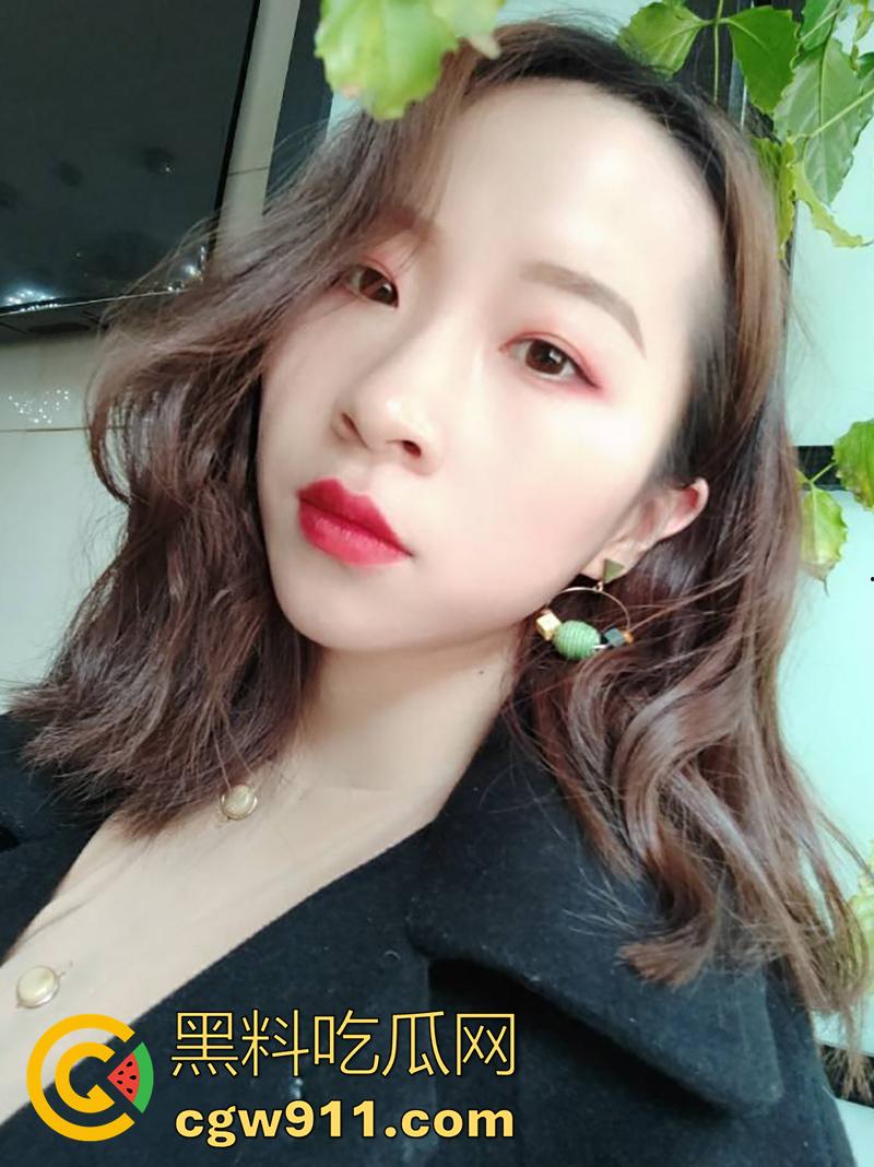 杭州骚逼语文老师【魏雨静】背着男友偷情体育老师,性爱自拍被男友发现曝光,口技一流,疑似被爆菊叫声凄惨!-3