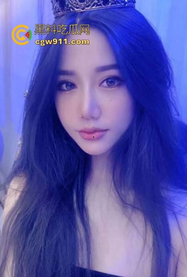 跨市把骚逼姐姐操得化身淫娃荡妇，放纵刺激下连叫老公爸爸爽爆，越叫操得越猛，帮她止痒！-1