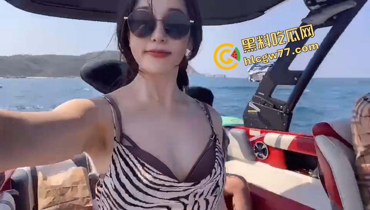 珠海玖龙山群聊客服小妹语音当众喊洗好了等插入，舔屁眼舔出感情，主管射她嘴里还让加班！-12