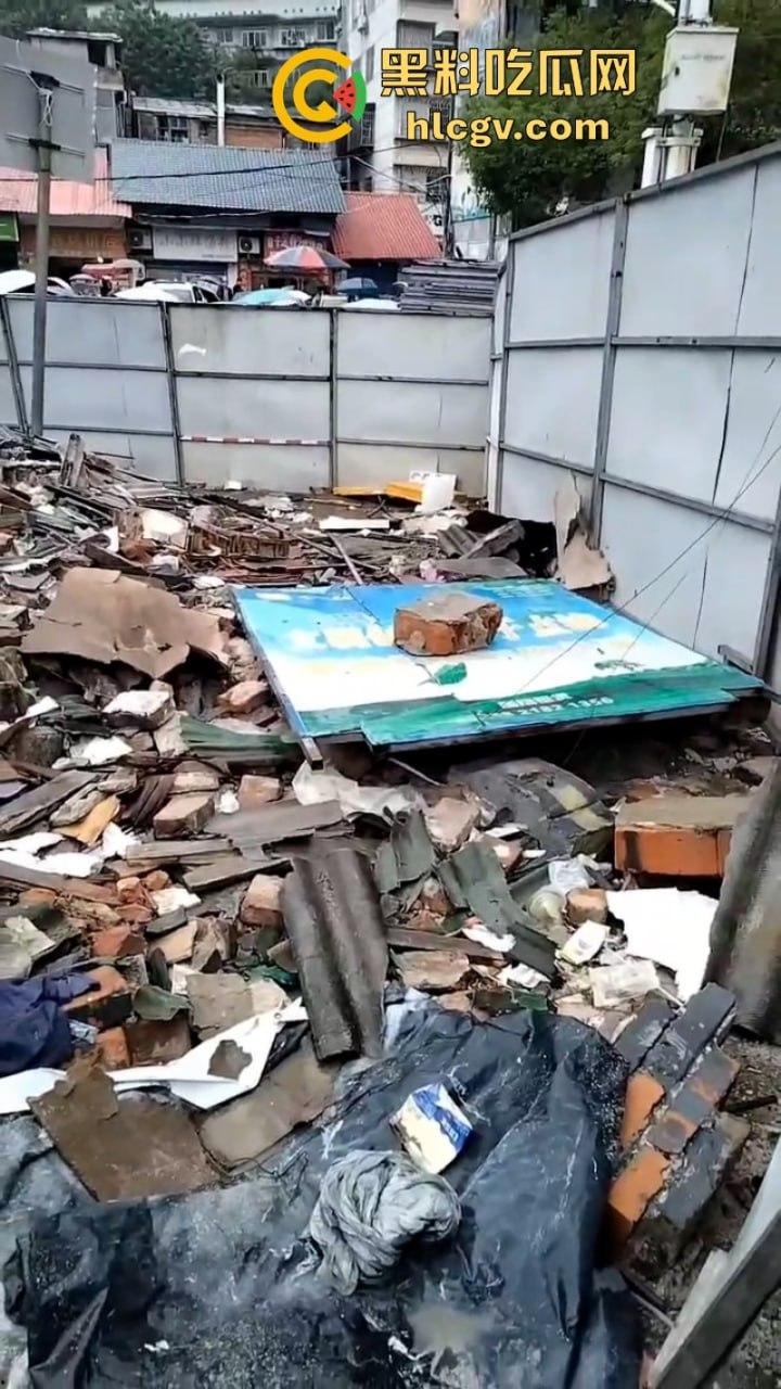 湖南衡阳又现深井吃人！工地拿纸皮当井盖 小学生坠井身亡！-3